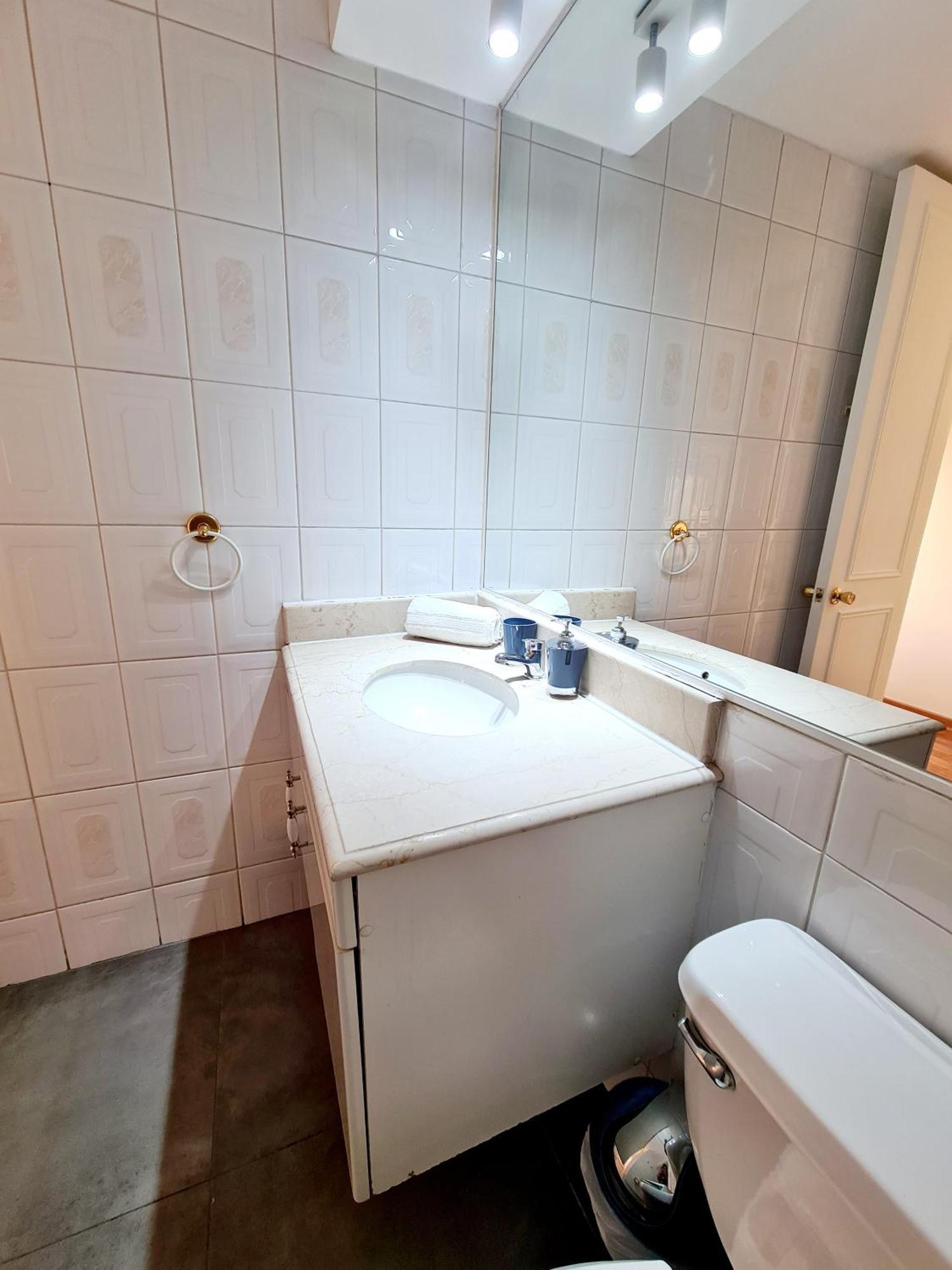 Apartamento 2 Las Condes - Metro Cristobal Colon *